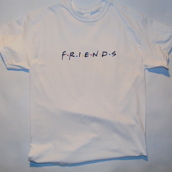 🆕Friends T-shirt - Picture 3 of 4